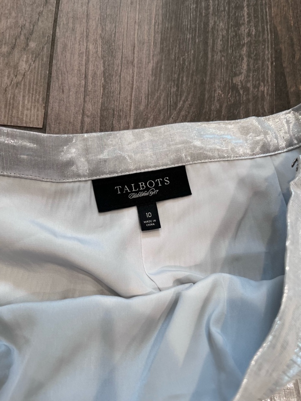 Talbots Metallic Silver Pleated Accordion Skirt holiday festive party Sz 10 - Picture 8 of 12